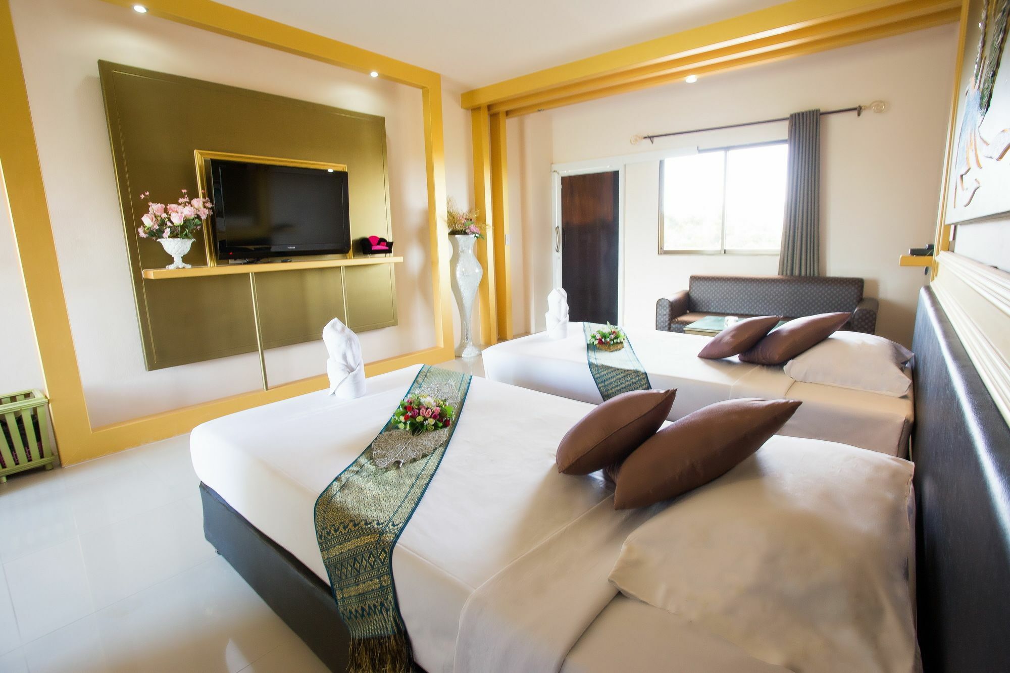 Marble Garden View Resort Паттайя Экстерьер фото