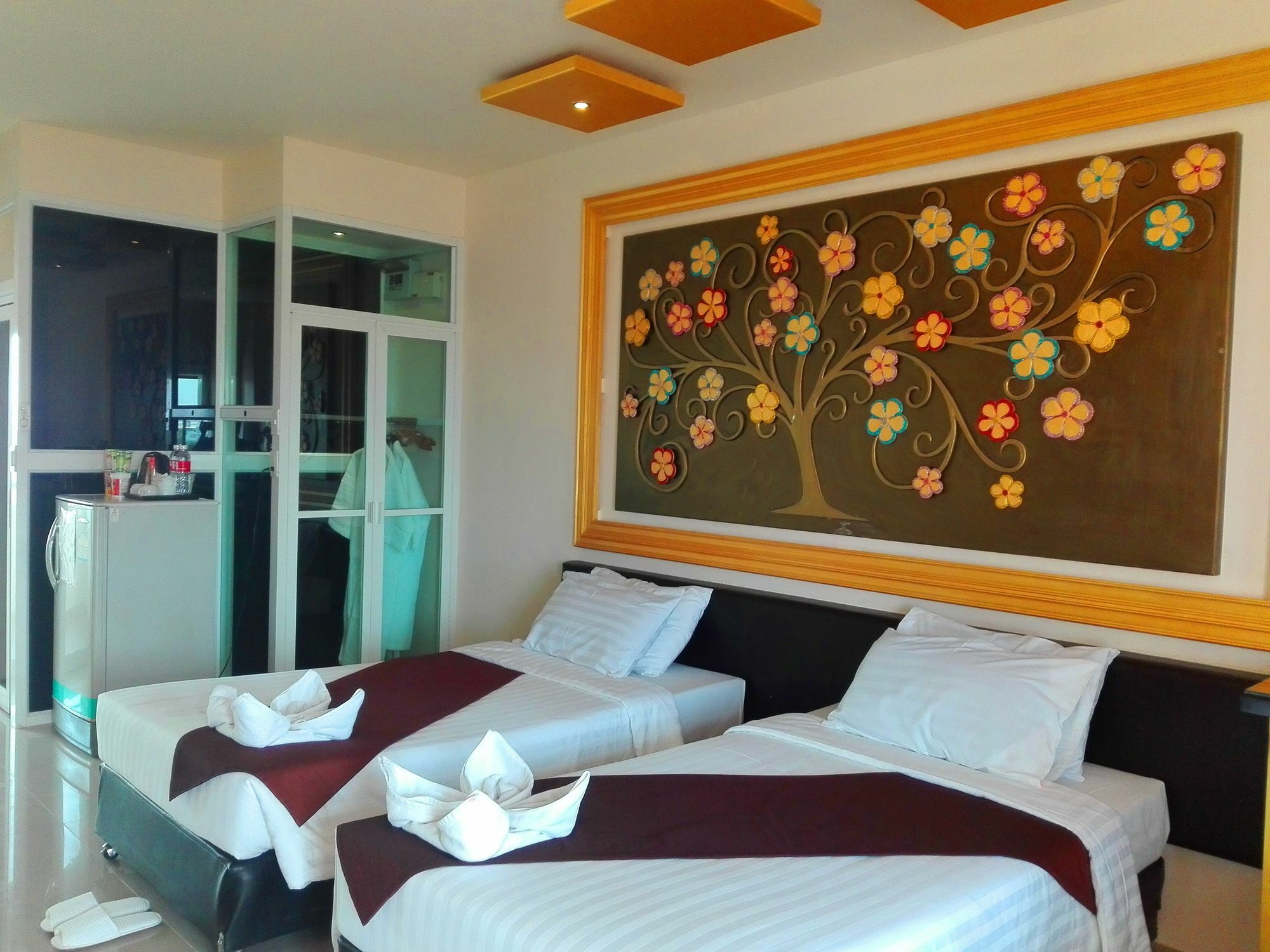 Marble Garden View Resort Паттайя Экстерьер фото